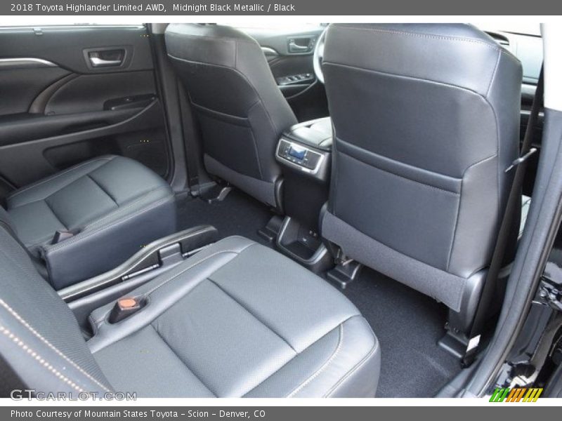 Midnight Black Metallic / Black 2018 Toyota Highlander Limited AWD