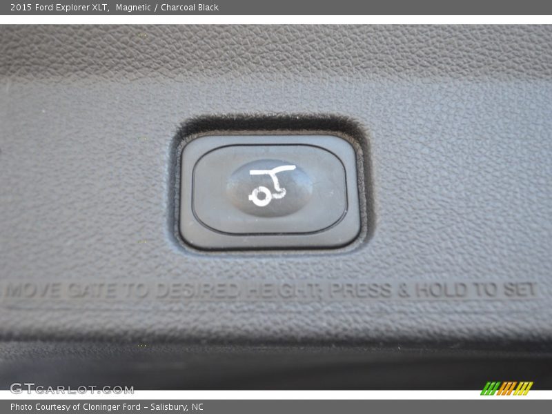 Magnetic / Charcoal Black 2015 Ford Explorer XLT