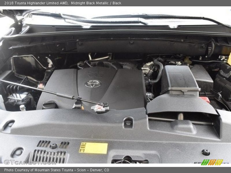 Midnight Black Metallic / Black 2018 Toyota Highlander Limited AWD