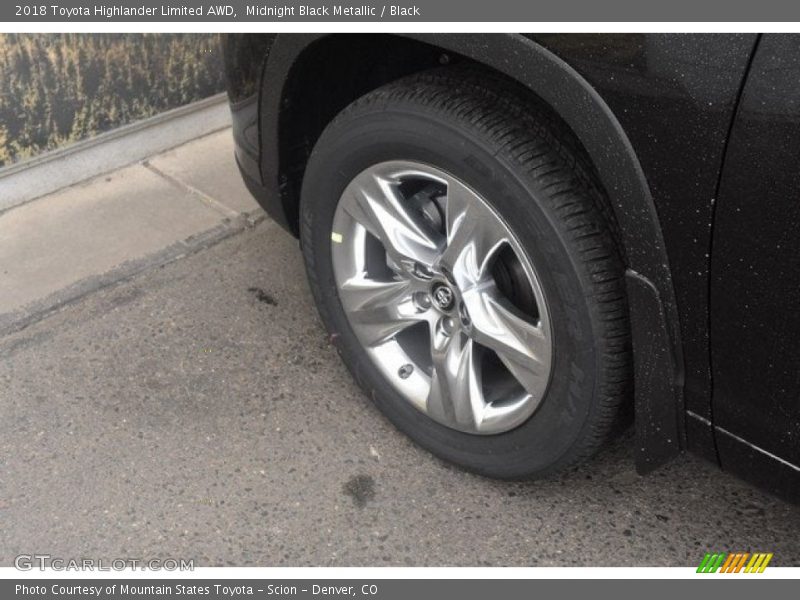Midnight Black Metallic / Black 2018 Toyota Highlander Limited AWD