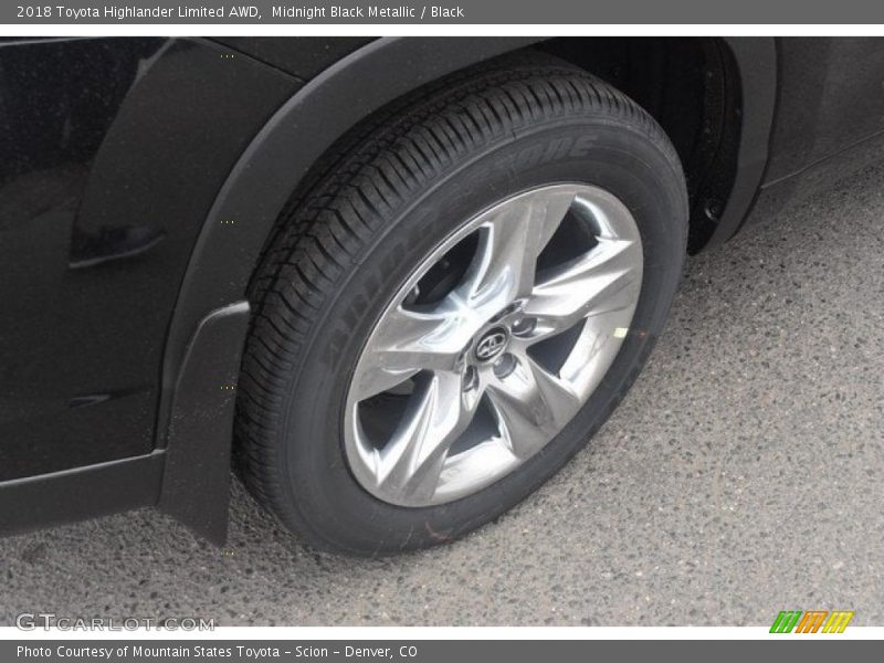 Midnight Black Metallic / Black 2018 Toyota Highlander Limited AWD