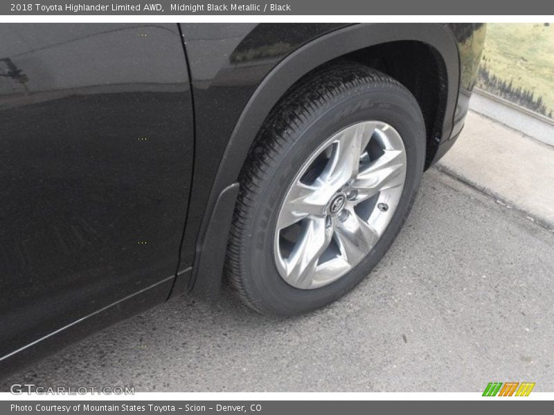 Midnight Black Metallic / Black 2018 Toyota Highlander Limited AWD