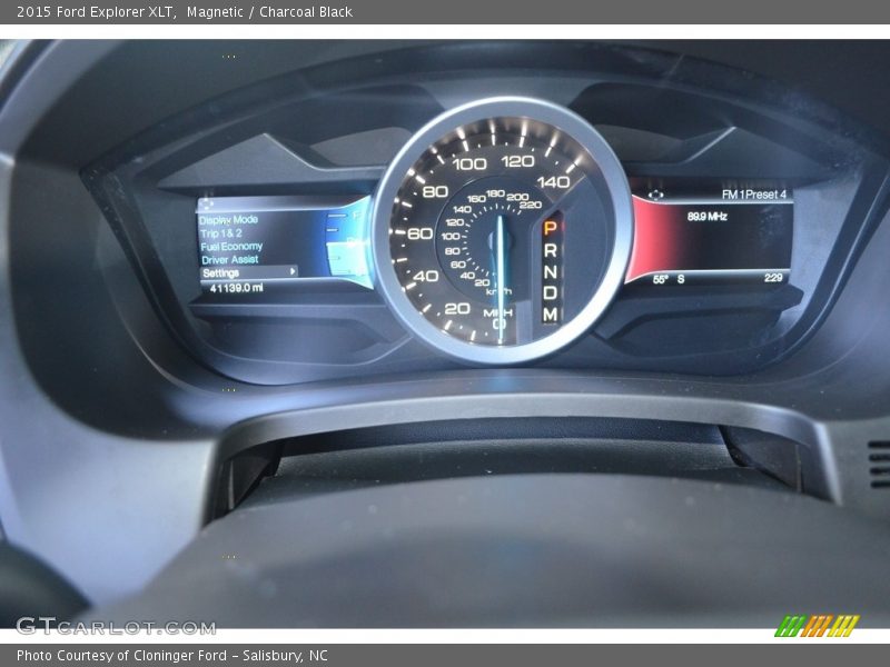 Magnetic / Charcoal Black 2015 Ford Explorer XLT