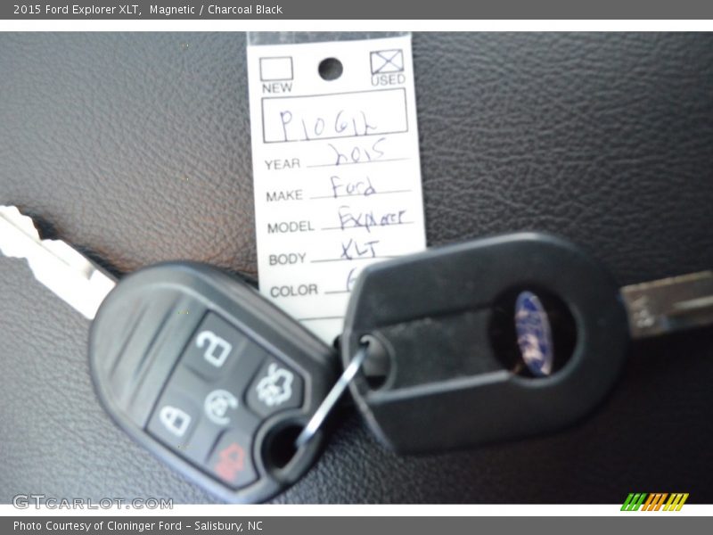 Magnetic / Charcoal Black 2015 Ford Explorer XLT