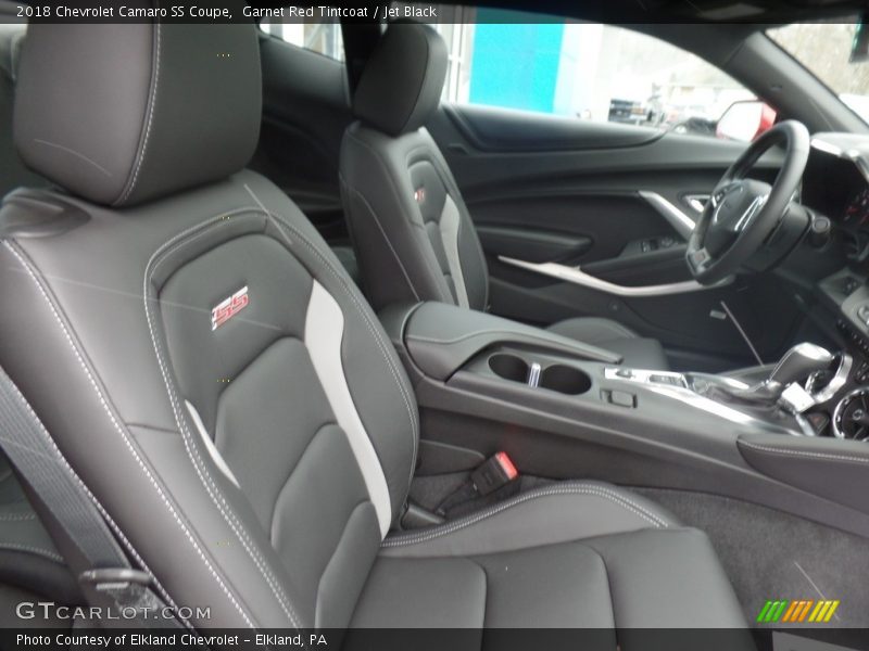 Front Seat of 2018 Camaro SS Coupe
