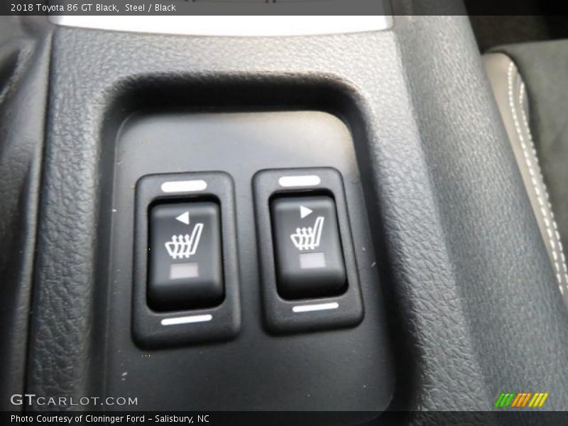 Controls of 2018 86 GT Black