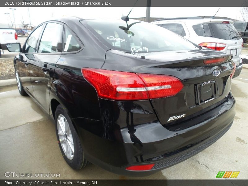 Shadow Black / Charcoal Black 2018 Ford Focus SE Sedan