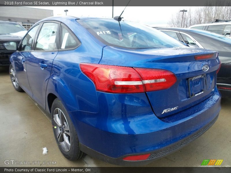 Lightning Blue / Charcoal Black 2018 Ford Focus SE Sedan