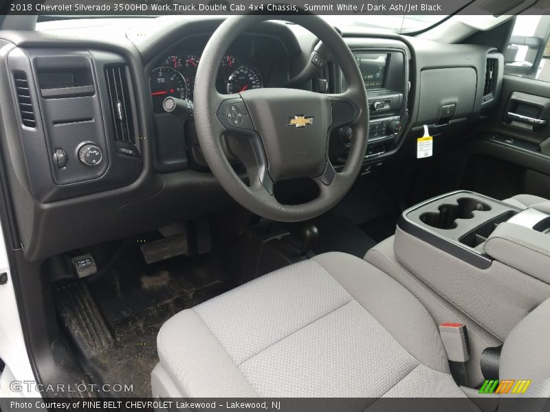 Summit White / Dark Ash/Jet Black 2018 Chevrolet Silverado 3500HD Work Truck Double Cab 4x4 Chassis
