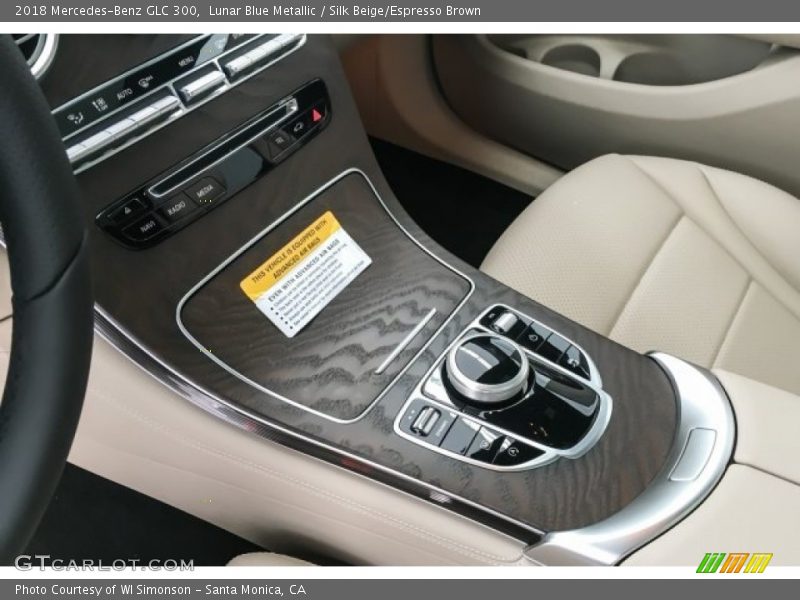 Lunar Blue Metallic / Silk Beige/Espresso Brown 2018 Mercedes-Benz GLC 300