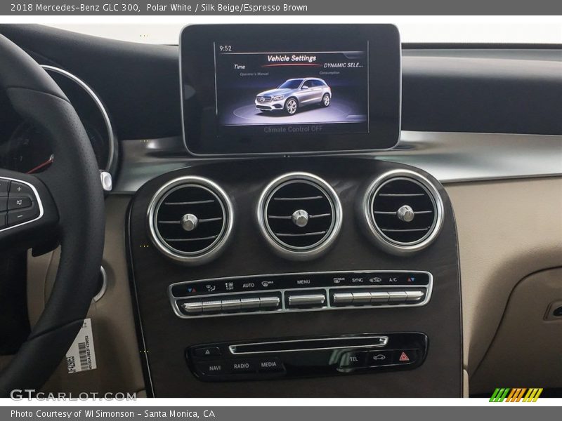Polar White / Silk Beige/Espresso Brown 2018 Mercedes-Benz GLC 300