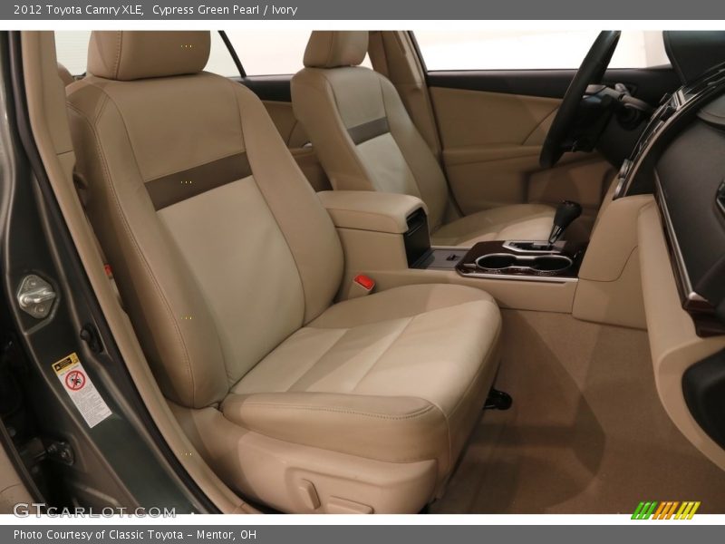 Cypress Green Pearl / Ivory 2012 Toyota Camry XLE