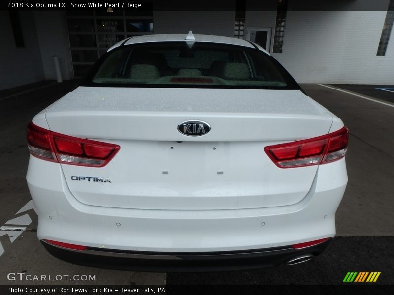 Snow White Pearl / Beige 2018 Kia Optima LX