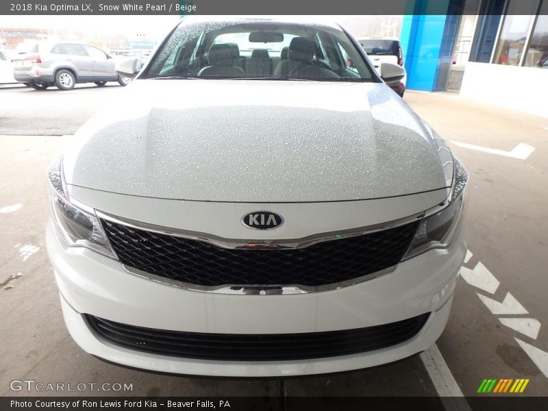 Snow White Pearl / Beige 2018 Kia Optima LX