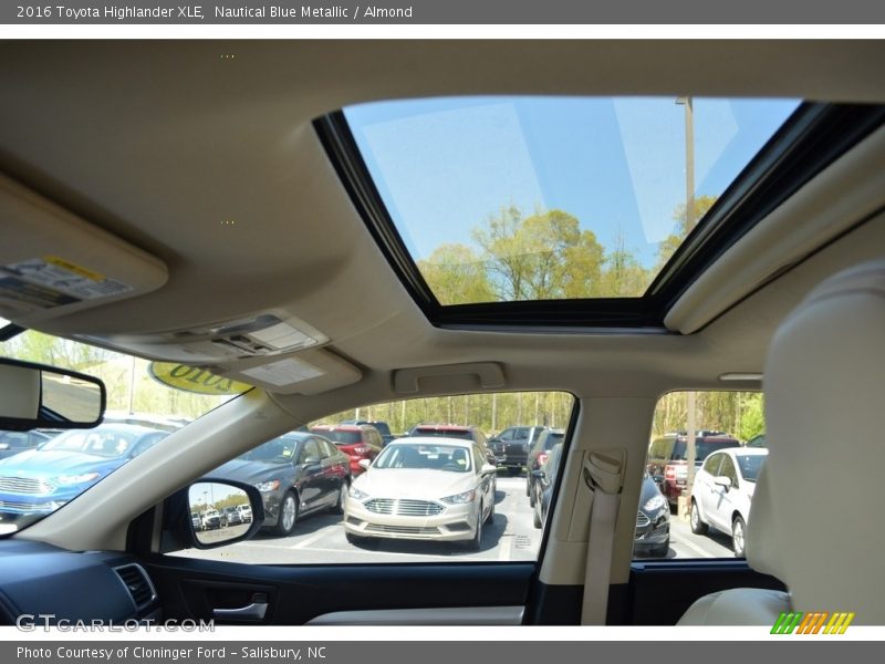 Nautical Blue Metallic / Almond 2016 Toyota Highlander XLE