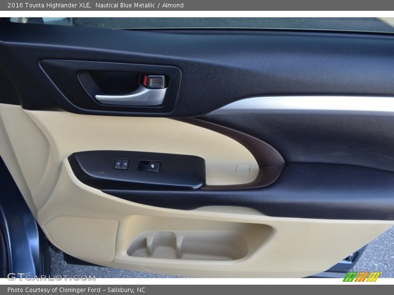 Nautical Blue Metallic / Almond 2016 Toyota Highlander XLE
