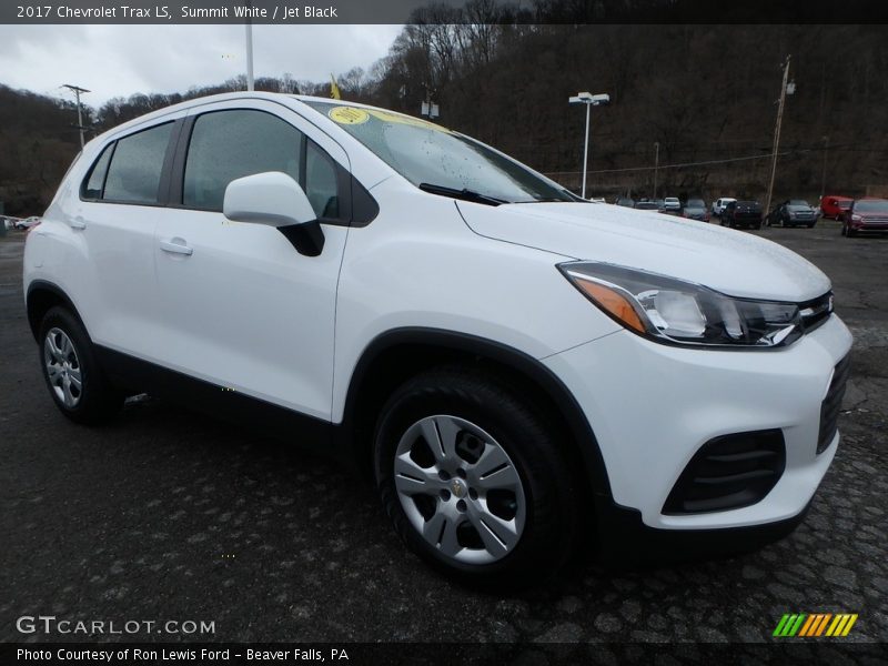 Summit White / Jet Black 2017 Chevrolet Trax LS