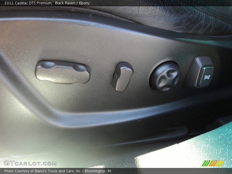 Black Raven / Ebony 2011 Cadillac DTS Premium