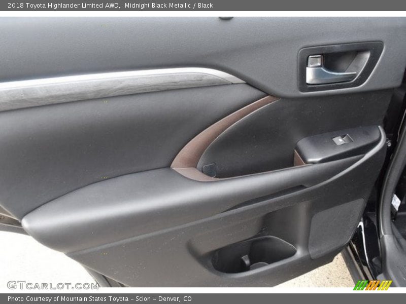 Midnight Black Metallic / Black 2018 Toyota Highlander Limited AWD