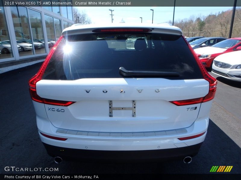 Crystal White Metallic / Charcoal 2018 Volvo XC60 T5 AWD Momentum