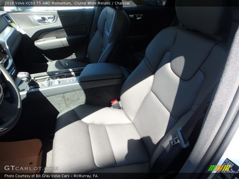 Crystal White Metallic / Charcoal 2018 Volvo XC60 T5 AWD Momentum
