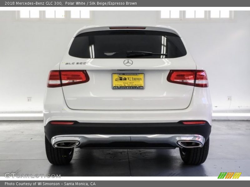 Polar White / Silk Beige/Espresso Brown 2018 Mercedes-Benz GLC 300