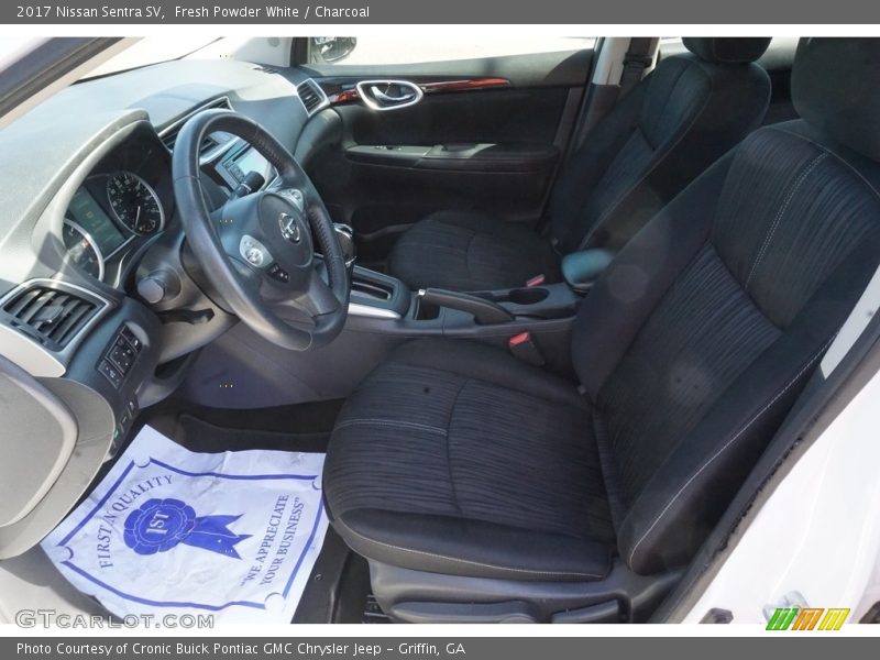 Fresh Powder White / Charcoal 2017 Nissan Sentra SV
