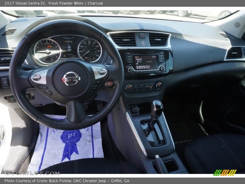 Fresh Powder White / Charcoal 2017 Nissan Sentra SV
