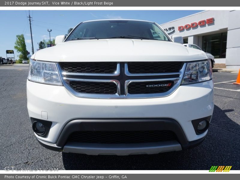 Vice White / Black/Light Frost Beige 2017 Dodge Journey SXT