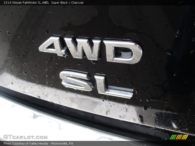 Super Black / Charcoal 2014 Nissan Pathfinder SL AWD