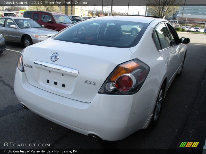 Winter Frost Pearl / Charcoal 2009 Nissan Altima 2.5 S