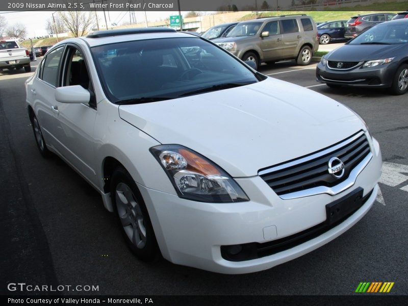 Winter Frost Pearl / Charcoal 2009 Nissan Altima 2.5 S