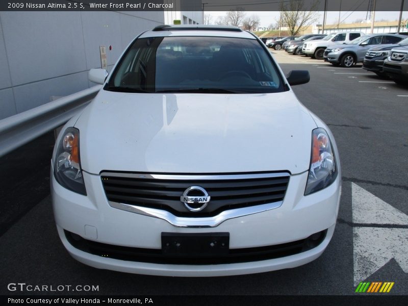 Winter Frost Pearl / Charcoal 2009 Nissan Altima 2.5 S