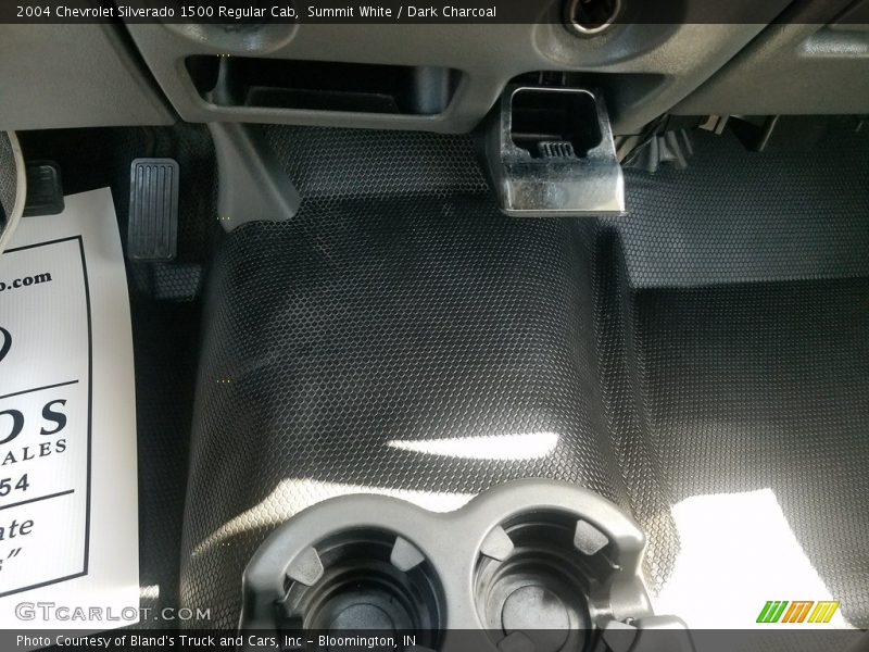Summit White / Dark Charcoal 2004 Chevrolet Silverado 1500 Regular Cab