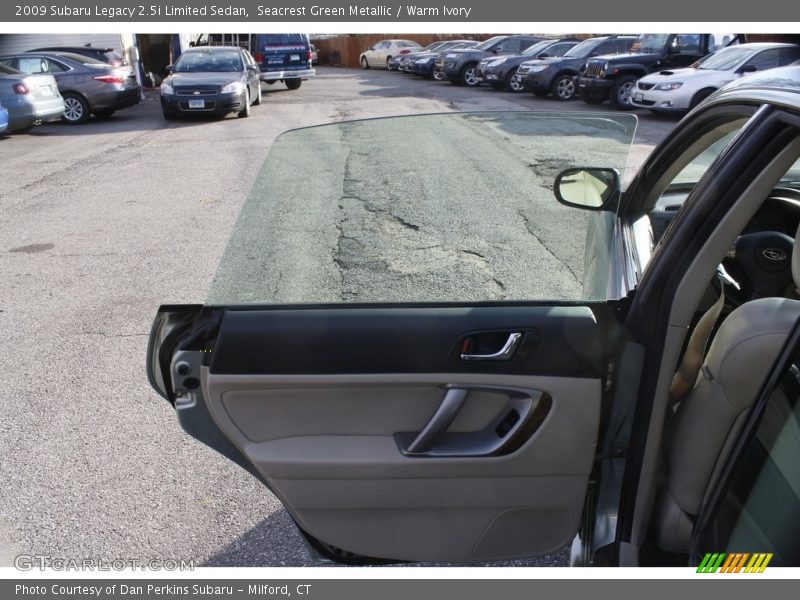 Seacrest Green Metallic / Warm Ivory 2009 Subaru Legacy 2.5i Limited Sedan