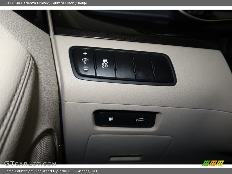 Aurora Black / Beige 2014 Kia Cadenza Limited