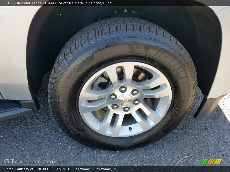Silver Ice Metallic / Cocoa/Dune 2017 Chevrolet Tahoe LT 4WD