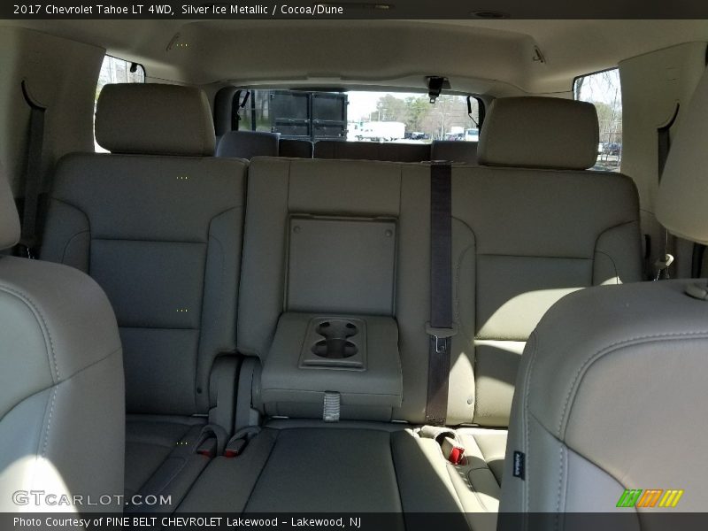 Silver Ice Metallic / Cocoa/Dune 2017 Chevrolet Tahoe LT 4WD