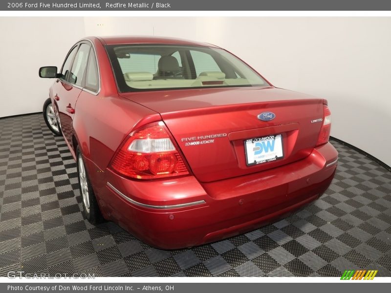 Redfire Metallic / Black 2006 Ford Five Hundred Limited