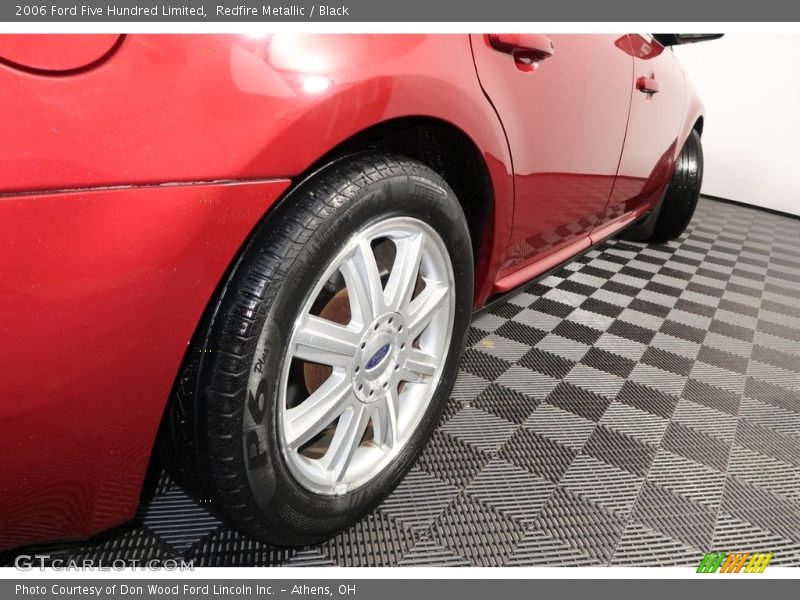 Redfire Metallic / Black 2006 Ford Five Hundred Limited