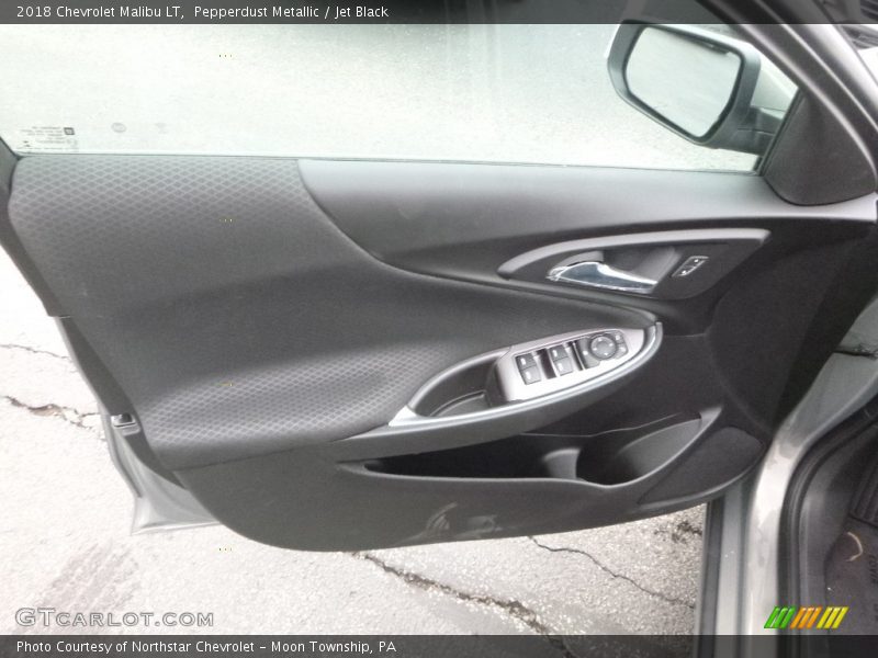 Pepperdust Metallic / Jet Black 2018 Chevrolet Malibu LT