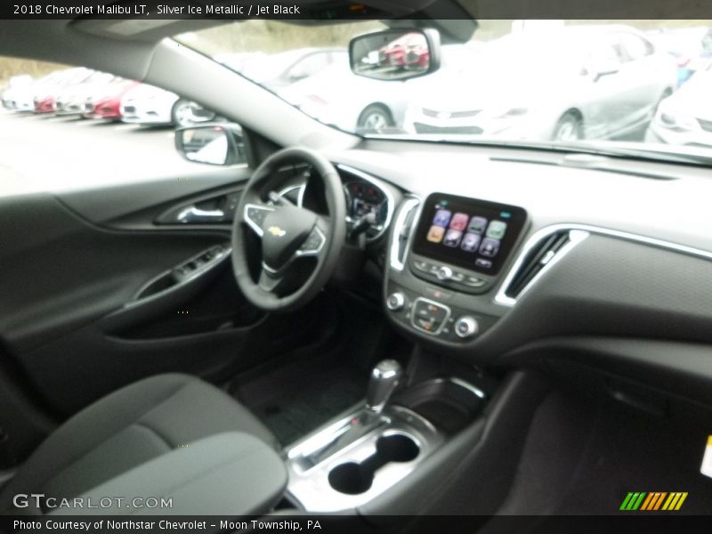 Silver Ice Metallic / Jet Black 2018 Chevrolet Malibu LT
