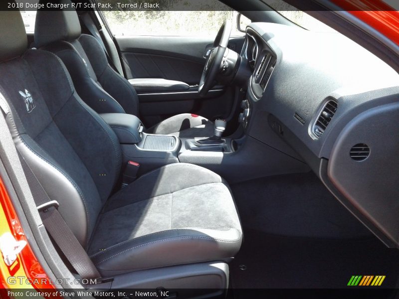 Torred / Black 2018 Dodge Charger R/T Scat Pack