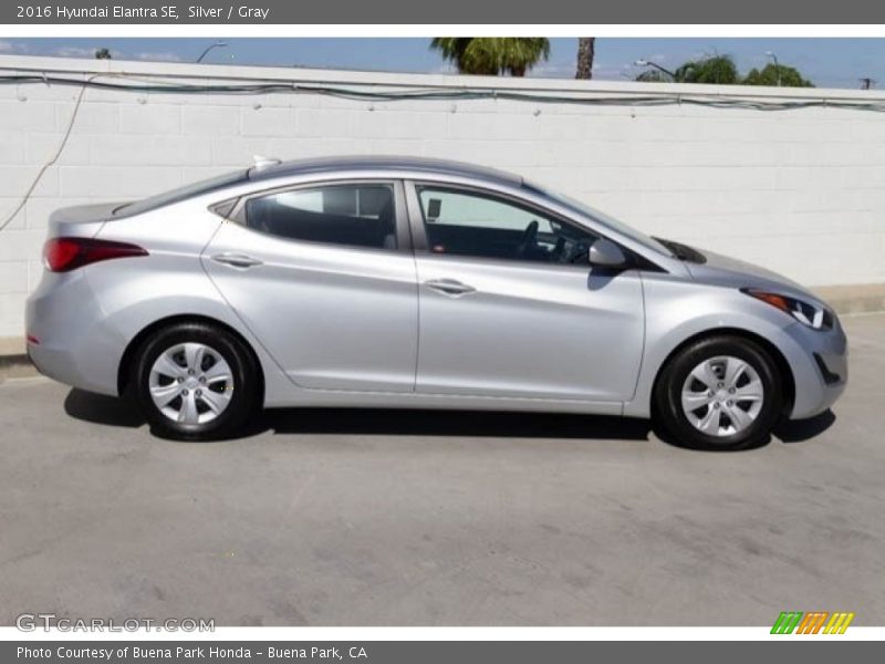 Silver / Gray 2016 Hyundai Elantra SE