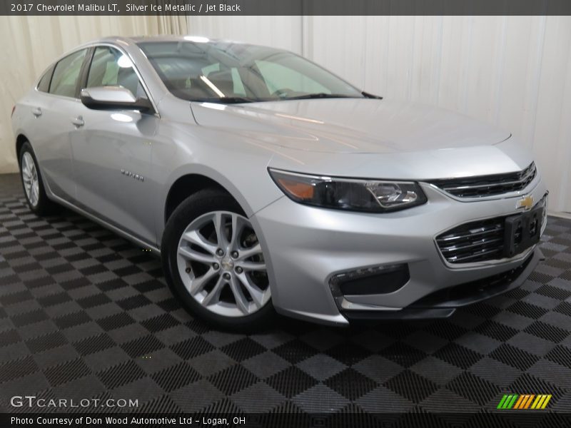 Silver Ice Metallic / Jet Black 2017 Chevrolet Malibu LT