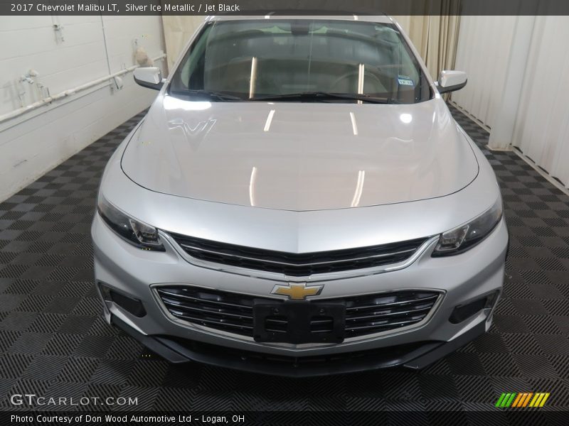 Silver Ice Metallic / Jet Black 2017 Chevrolet Malibu LT