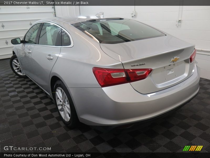 Silver Ice Metallic / Jet Black 2017 Chevrolet Malibu LT