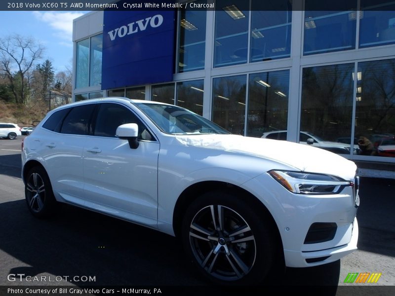 Crystal White Metallic / Charcoal 2018 Volvo XC60 T5 AWD Momentum