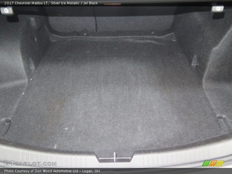 Silver Ice Metallic / Jet Black 2017 Chevrolet Malibu LT