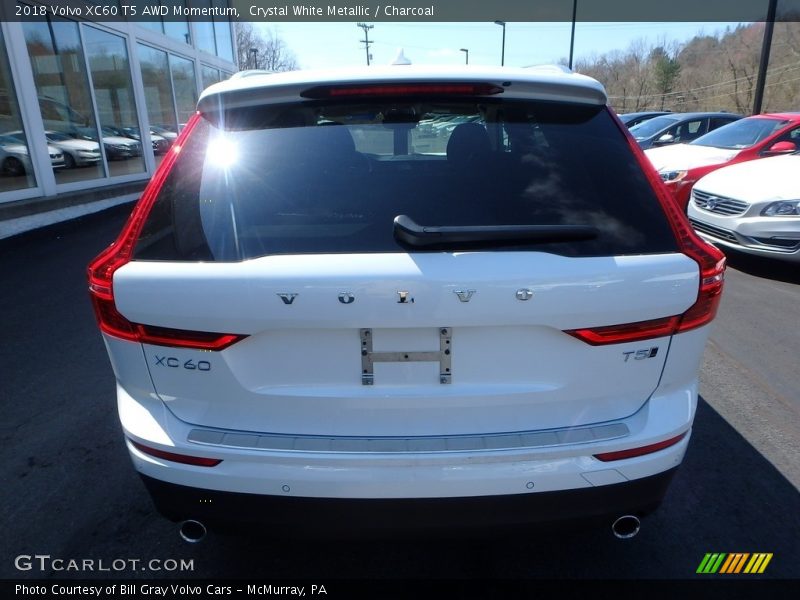 Crystal White Metallic / Charcoal 2018 Volvo XC60 T5 AWD Momentum